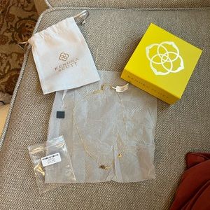 NWT Kendra Scott gold mom necklace. Includes box, dust bag and tags.